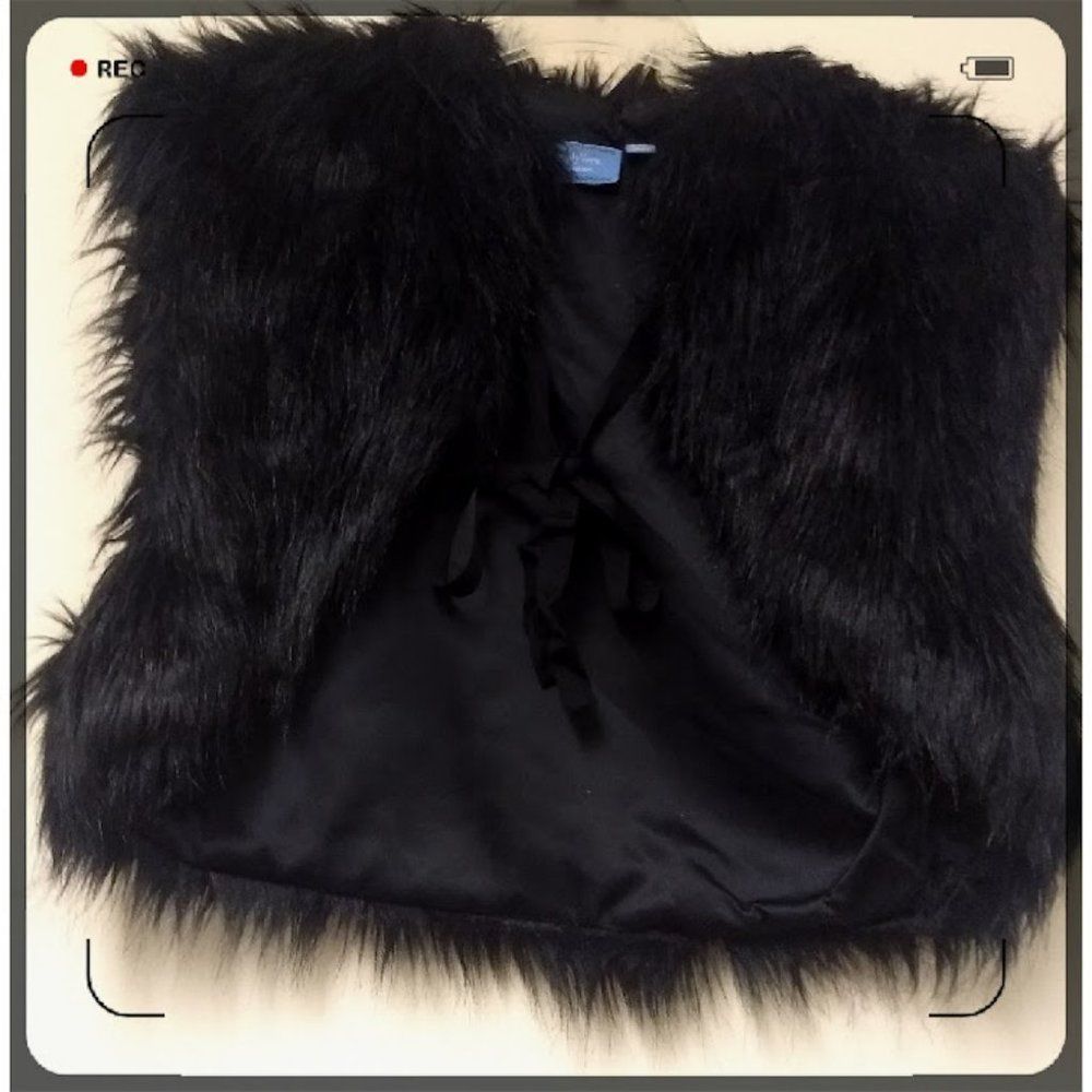 Simply Vera Wang Faux Fur Vest Style XL, NEWLY MARKED DOWN